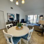 360D property Dining Table