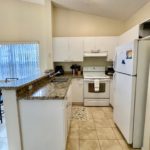 Dolce Vita 340D Kitchen 1